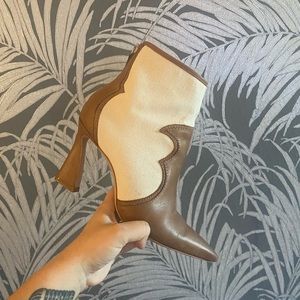 SCHUTZ Western Booties